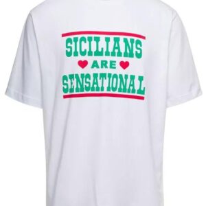 T-shirtCrewneckKurze ÄrmelAufdruck "Sicilians Are Sensational"" auf der VorderseiteGerader SaumFarblich abgesetzte NähteWeißBaumwolleÜbergroße Passform"