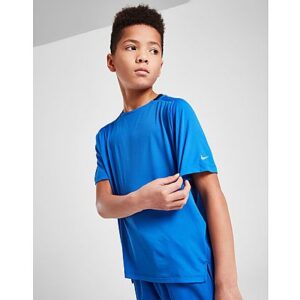 Bleiben Sie aktiv in diesem Dri-FIT Tech T-Shirt für Kinder von Nike. Dieses normal geschnittene T-Shirt in der Farbe Game Royal besteht aus glattem
