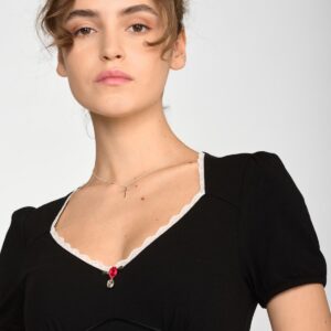 VIVE MARIA DAMEN T-SHIRTMarke: Vive MariaModell: Summer Lolita ShirtProdukt Nr.: 46650Farbe: schwarzHauptmaterial: 90% Baumwolle