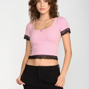 VIVE MARIA DAMEN T-SHIRTMarke: Vive MariaModell: Sweet Cropped ShirtProdukt Nr.: 46671Farbe: rosaHauptmaterial: 95% Baumwolle